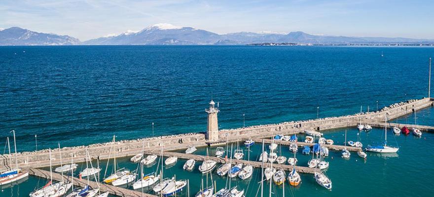 Garda Ibiscus Di Francia * Desenzano del Garda